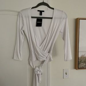 FOREVER 21 WHITE CROP LONG SLEEVE